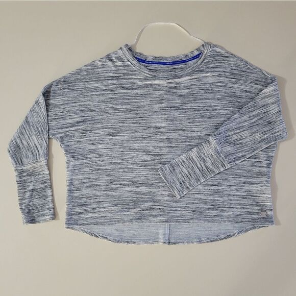 Calvin Klein Performance Roundneck Long Sleeve Pullover Top - Picture 1 of 12